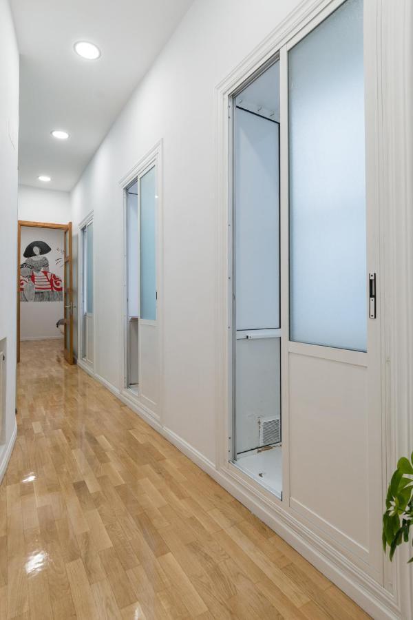 Vip Puerta Del Sol, By Monaro***** Apartman Madrid Kültér fotó