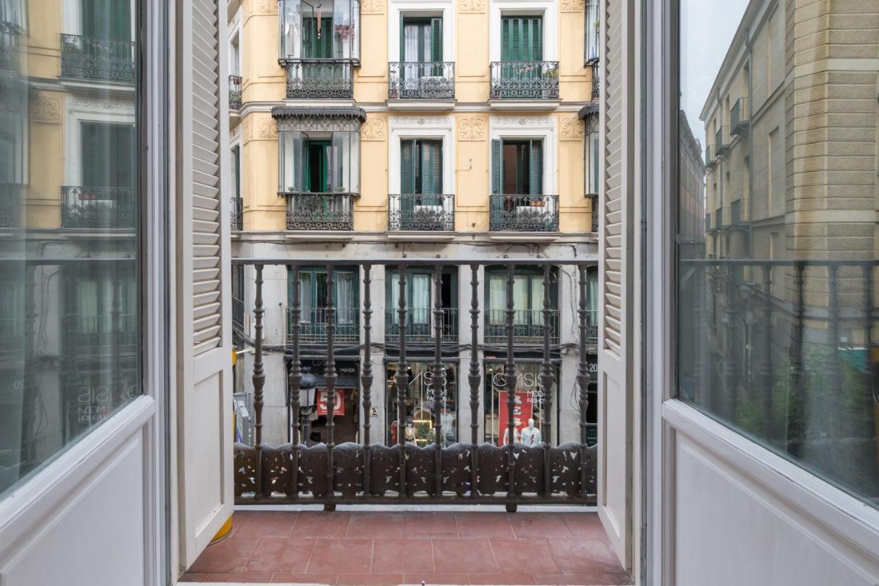 Vip Puerta Del Sol, By Monaro***** Apartman Madrid Kültér fotó