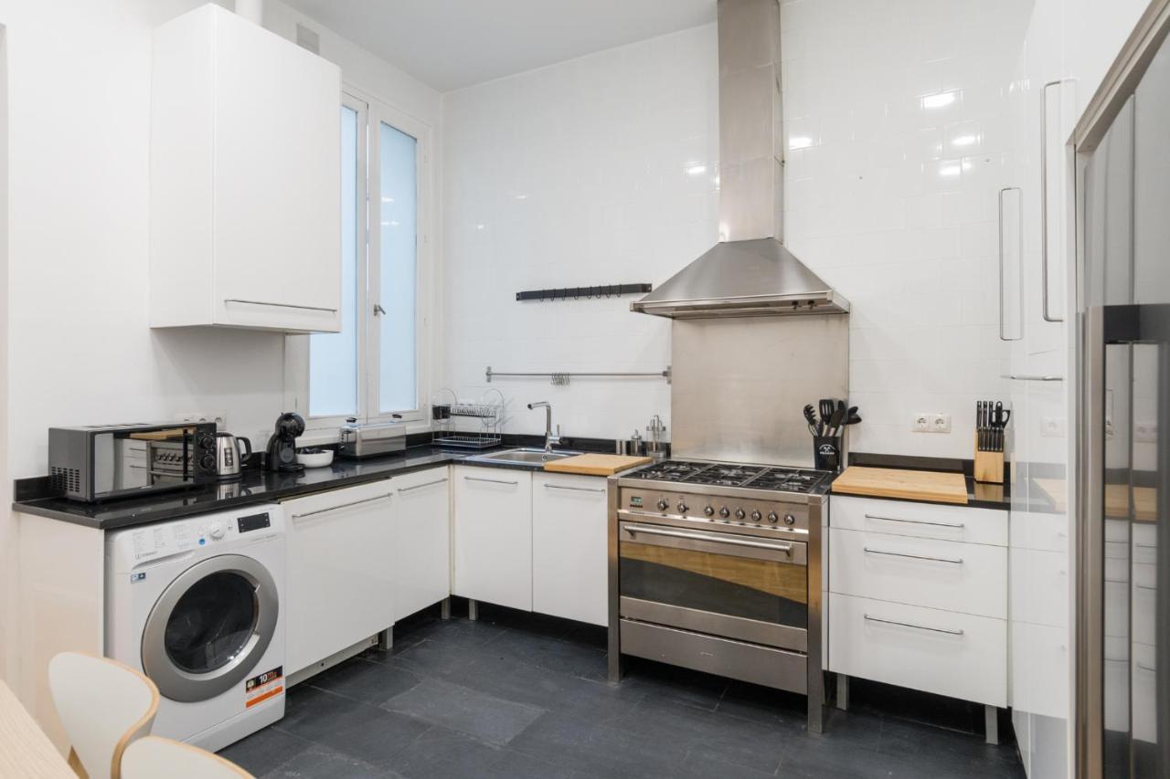 Vip Puerta Del Sol, By Monaro***** Apartman Madrid Kültér fotó