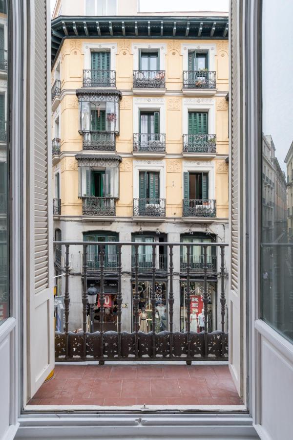 Vip Puerta Del Sol, By Monaro***** Apartman Madrid Kültér fotó