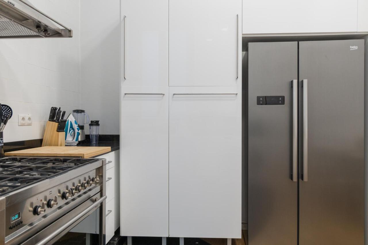 Vip Puerta Del Sol, By Monaro***** Apartman Madrid Kültér fotó